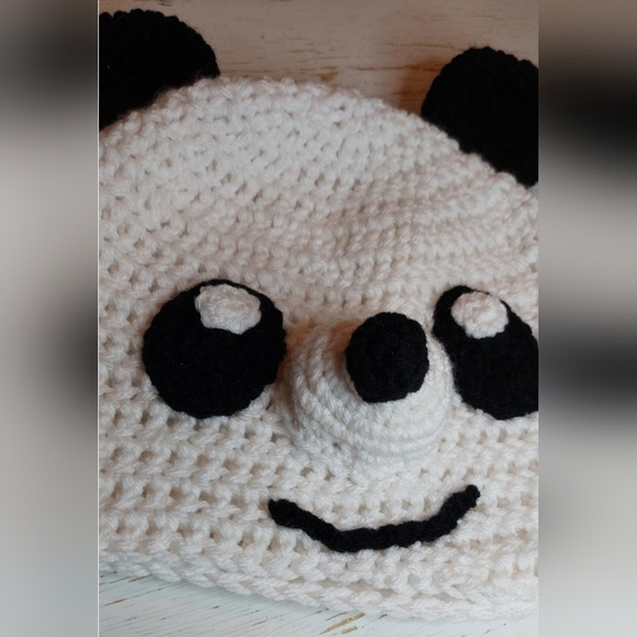 Panda Bear Adult Handmade Beanie Stocking Hat Crochet Animal Winter Warm Cozy - Picture 4 of 8